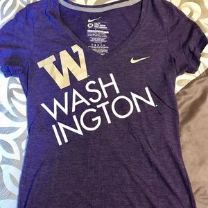 Nike Slim Fit University of Washington Tee Medium
